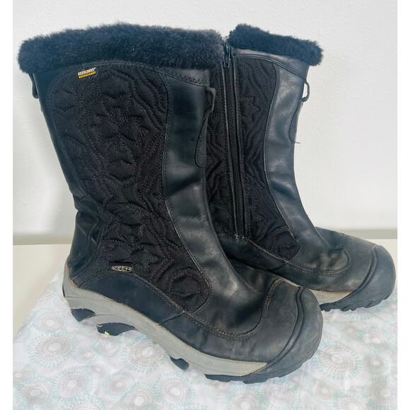 Keen women’s size 8 Snow Boot - Picture 7 of 9